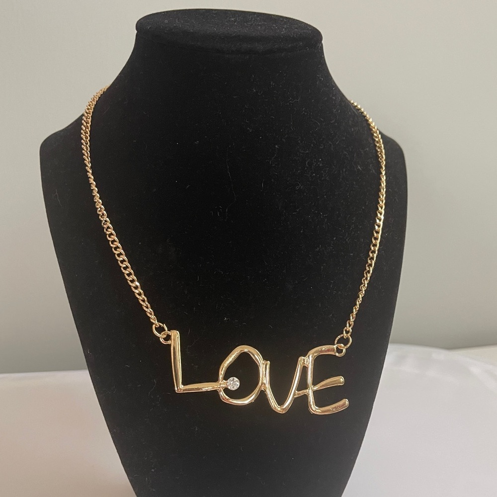 LOVE gold necklace